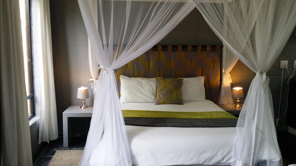 Hornbill House Self Catering Accommodation Hermanus Pokoj fotografie