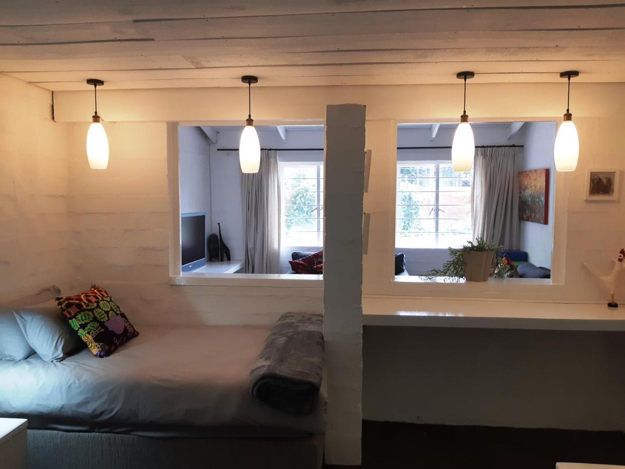 Hornbill House Self Catering Accommodation Hermanus Exteriér fotografie
