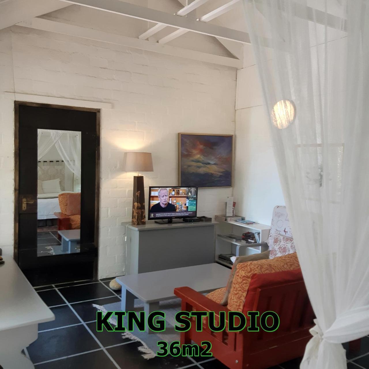 Hornbill House Self Catering Accommodation Hermanus Exteriér fotografie